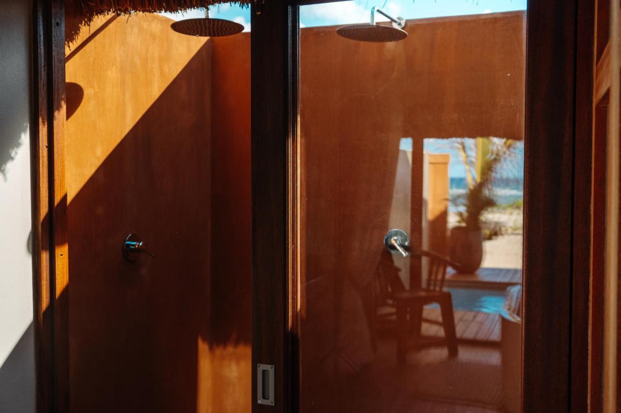 Eclectic Beach Retreat Cabo Nhamua Kültér fotó